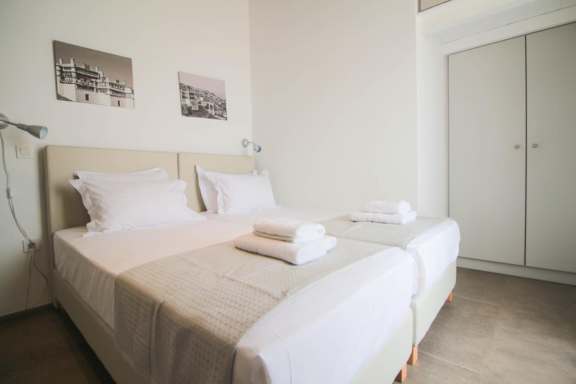 Aparthotel Tinos Pigeon House Tzados Habitación foto